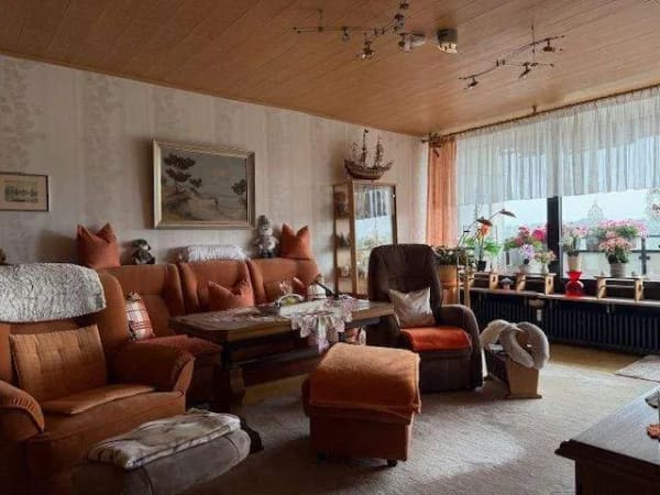 Immobilie in Fuldabrück - *****Ansprechende Aufteilung + Süd-Balkon + Stellplatz! - Bild 2