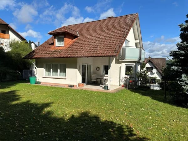 Immobilie in Kleinheubach - Keine Käuferprovision! Kaufen Sie ab € 1.249- mtl.* / EFH mit riesigem Garten | zum Einzug bereit! - Bild 2
