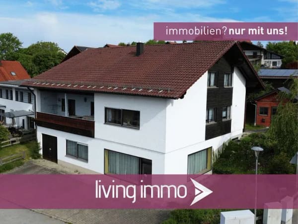 Immobilie in Büchlberg - Einfamilienhaus mit Gewerbeoption im Souterrain, Garage und Ausbaureserve im DG in Büchlberg - Bild 0