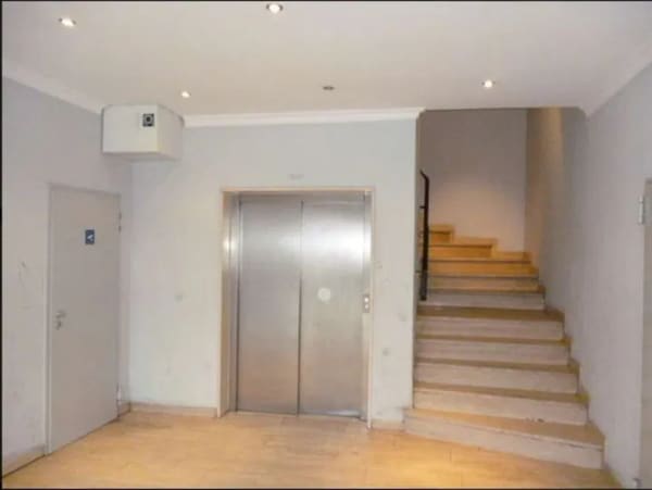 Immobilie in Oberhausen - Kapitalanlage mit Potenzial: frisch renovierte 1,5-Zimmer-Wohnung mit Balkon in Oberhausen-Mitte - Bild 1