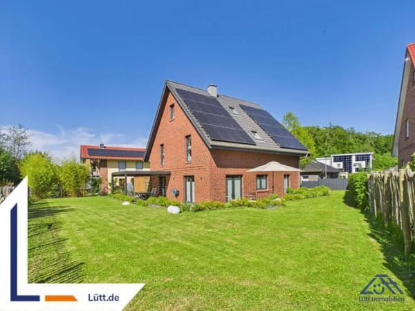 Immobilie in Selent - Einfamilienhaus zum Kauf in 24238 Selent | Lütt Immobilien Kiel | Provisionsfrei für Kaufende - Bild 0