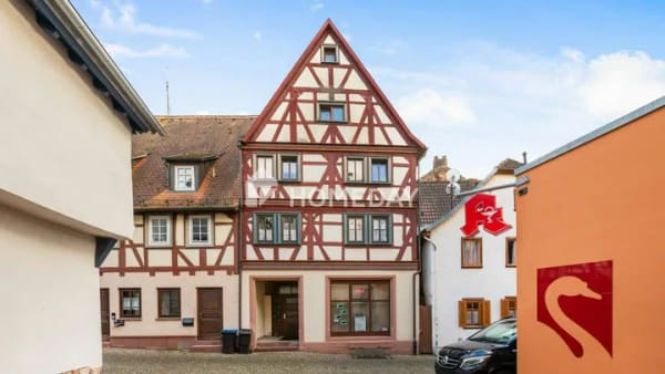 Immobilie in Klingenberg am Main - Teilvermietetes MFH mit 3 Wohneinheiten in begehrter Lage von Klingenberg - Bild 1