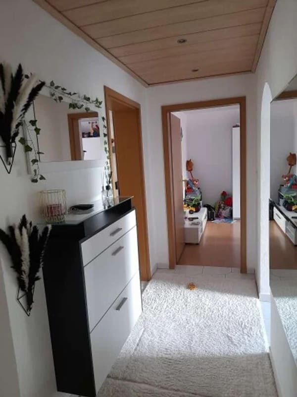 Immobilie in Traunreut - Gut vermietete 3-Zimmer Etagenwohnung in Traunreut - Perfekt für Familien und Kapitalanleger - Bild 3