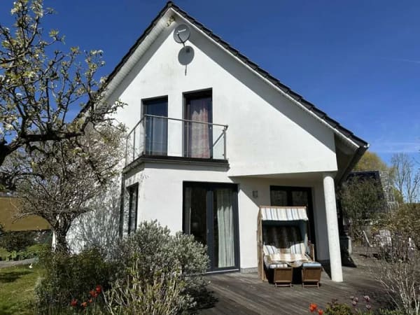 Immobilie in Kalkhorst - Sehr gemütliches modernes Einfamilienhaus in Ostseenähe mit mehreren Nutzungsoptionen - Bild 2