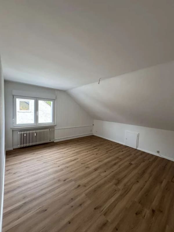 Immobilie in Walluf - Sanierte 3 ZKB-Wohnung in Walluf für sofortigen Einzug oder Neuvermietung - Bild 0