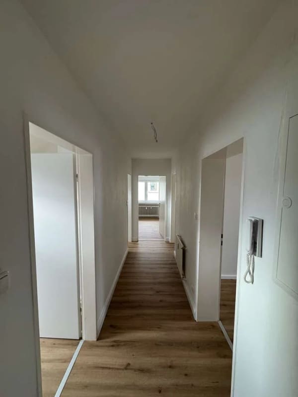 Immobilie in Walluf - Sanierte 3 ZKB-Wohnung in Walluf für sofortigen Einzug oder Neuvermietung - Bild 3