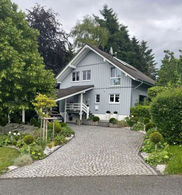 Immobilie in Gönnersdorf - Traumhafte Pferdeimmobilie mit 210m² Wohnhaus, Reitplatz, Stall und Weideflächen in der Vulkaneifel - Bild 0