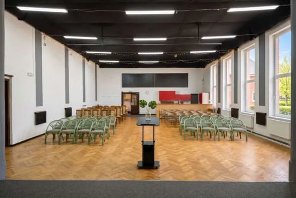 Immobilie in Ilmenau - Wohn- & Geschäftshaus mit Restaurant, Saal und Vermietungspotenzial - Bild 2