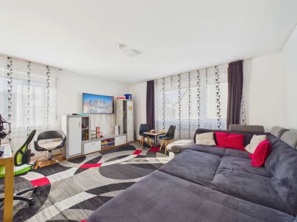 Immobilie in Hermaringen - Modernisiertes Zuhause, Souterrainbereich und zwei Stellplätzen – Wohnen mit Wohlfühlfakt - Bild 1