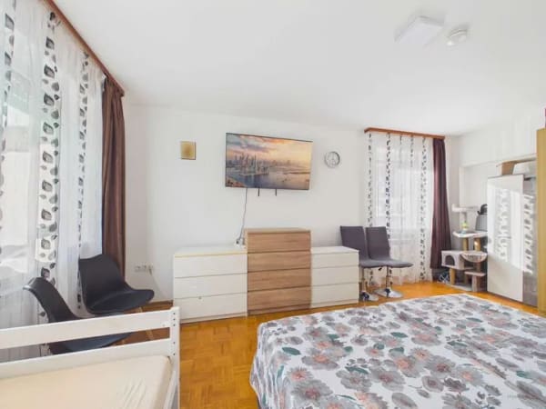Immobilie in Hermaringen - Modernisiertes Zuhause, Souterrainbereich und zwei Stellplätzen – Wohnen mit Wohlfühlfakt - Bild 3