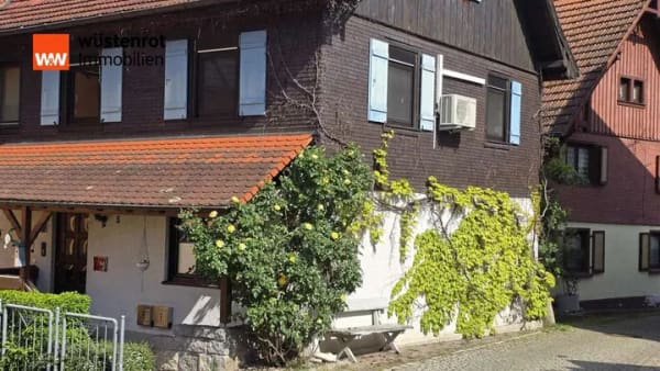 Immobilie in Weisenbach - Ihr Haus für die ganze Familie - Bild 0
