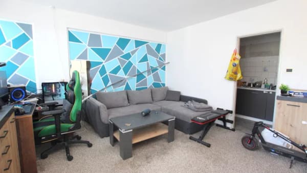 Immobilie in Oldenburg - Gepflegte 2-Zimmer-Eigentumswohnung im 2. OG mit Schwimmbad und Sauna in attraktiver Lage – in OL - Bild 2