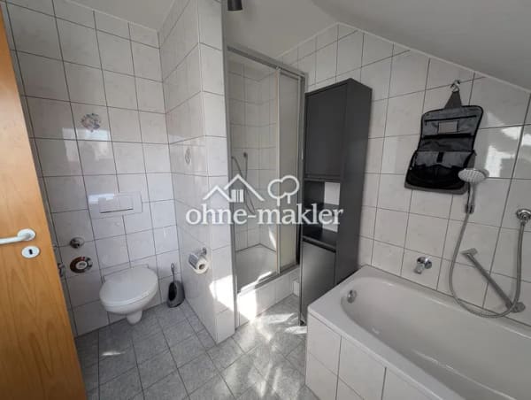 Immobilie in Bibertal - OHNE Provision - Junge und ansprechende 2 Zimmer Wohnung, Garage, Balkon, Tageslichtbad - Bild 3
