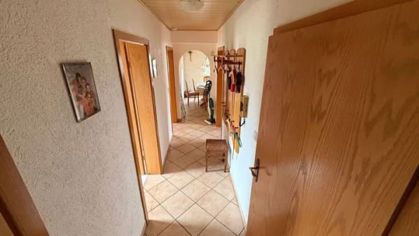 Immobilie in Forchheim - Renovierungsbedürftige Gartenwohnung mit Erbpacht - Bild 4