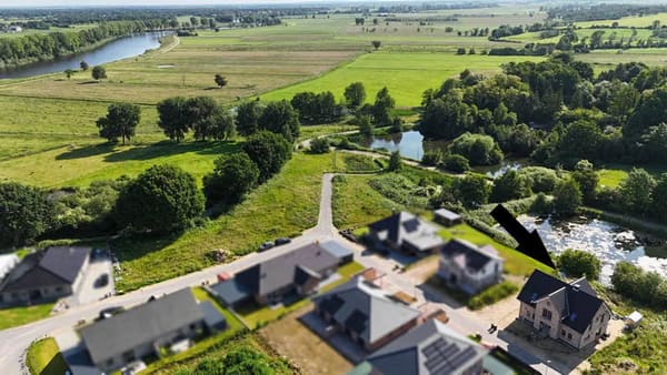 Immobilie in Pahlen - Hochwertiges Einfamilienhaus am Wasser - Architektur im Einklang mit der Natur - Bild 4
