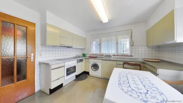 Immobilie in Schwarzach - Schwarzach: Viel Platz, sonniger XXL-Garten und Raum für Ihre Wohnträume - Bild 4