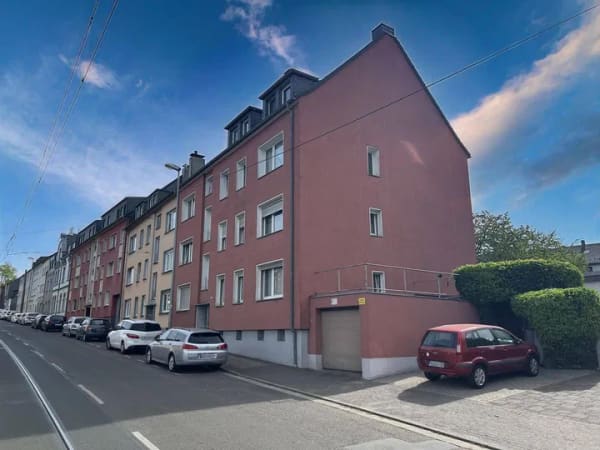 Immobilie in Mülheim an der Ruhr - Kapitalanlage - Gepflegtes 7 Parteien Mehrfamilienhaus mit Ausbaureserve! - Bild 1