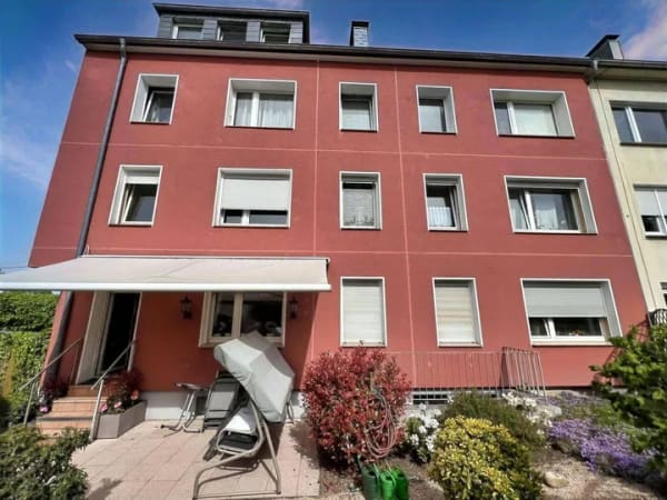 Immobilie in Mülheim an der Ruhr - Kapitalanlage - Gepflegtes 7 Parteien Mehrfamilienhaus mit Ausbaureserve! - Bild 2