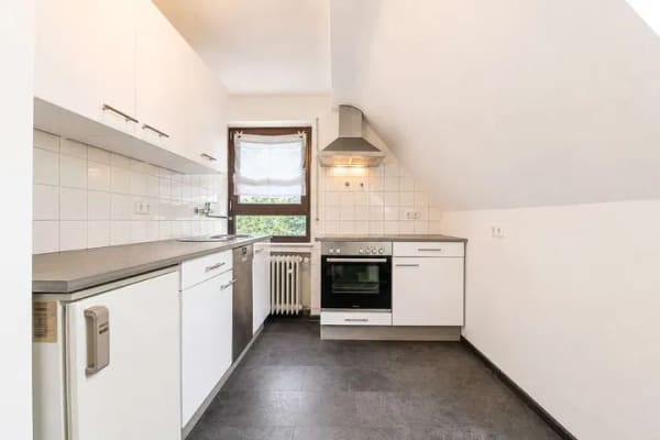 Immobilie in Elfershausen - EFH in Trimberg mit toller Aussicht auf das Saaletal zvk., 124 m² Wfl., 270 m² Grundfl. - Bild 1