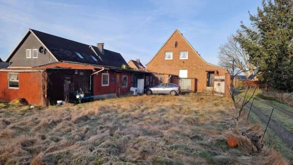 Immobilie in Brokstedt - EINFAMILIENHAUS AUF GROSSEM GRUNDSTÜCK - Bild 1