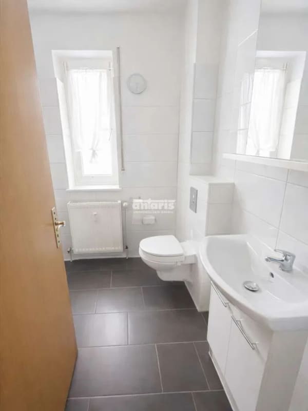 Immobilie in Dachwig - antaris Immobilien GmbH **Solide 2-Zi.-Wohnung - nachhaltige Vermietbarkeit** - Bild 4