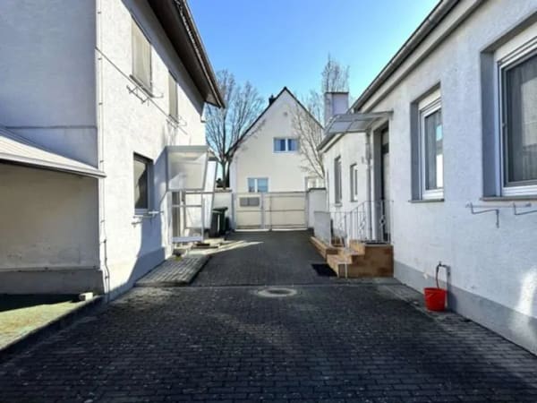 Immobilie in Lorsch - LORSCH Gelegenheit!  2 Häuser für einen Preis - Bild 1