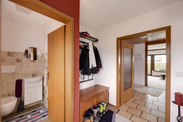 Immobilie in Westerheim - Wohnkomfort und Flexibilität: Bungalow mit Einliegerwohnung in Westerheim - Bild 3