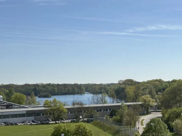 Immobilie in Elchingen - Helle und sonnige 3-Zimmer-Wohnung im 7. Stock mit 2 Balkonen - Bild 2