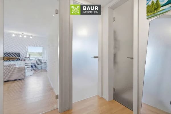 Immobilie in Meersburg - Stilvoll renovierte 2-Zimmer-Wohnung mit Balkon in attraktiver Lage von Meersburg - Bild 3