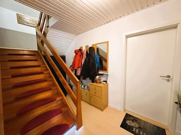 Immobilie in Wangerland - Gepflegtes Einfamilienhaus mit Einliegerwohnung in Hooksiel - Bild 3