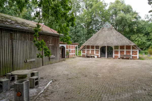 Immobilie in Ovelgönne - Landhaus mit ca. 17.500 m²: Einliegerwohnung, Sauna & Veranstaltungsgebäude zur freien Gestaltung! - Bild 1