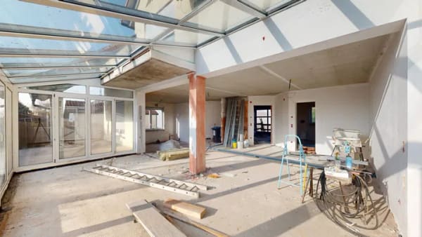 Immobilie in Offenbach an der Queich - Charmantes Einfamilienhaus in Offenbach – veredelter Rohbau mit Einliegerwohnung und Garten - Bild 2
