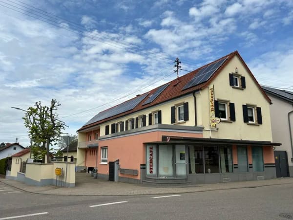 Immobilie in Weingarten (Pfalz) - Attraktives Haus- und Hofanwesen mit Wohnung und Gewerbe in zentraler Lage - Bild 0