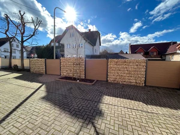 Immobilie in Weingarten (Pfalz) - Attraktives Haus- und Hofanwesen mit Wohnung und Gewerbe in zentraler Lage - Bild 1