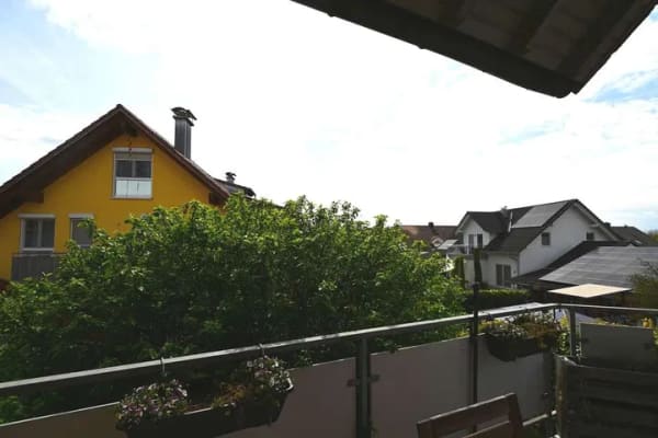 Immobilie in Weisweil - Charmante 2-Zi.-Wohnung mit großem Balkon und zwei Stellplätzen - Bild 2