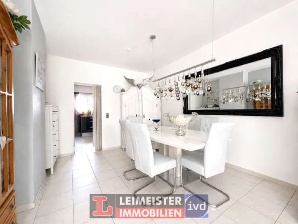 Immobilie in Kleinwallstadt - Neu im Angebot! Tolles Einfamilienhaus, 2 Balkone, Terrasse,  Garage im schönen Hofstetten! - Bild 2
