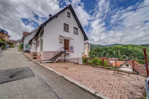 Immobilie in Forbach - Zweifamilienhaus mit Potenzial in ruhiger Schwarzwaldlage von Forbach-Gausbach - Bild 0