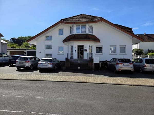Immobilie in Lollar - Gepflegtes Mehrparteienhaus in guter Lage! - Bild 1
