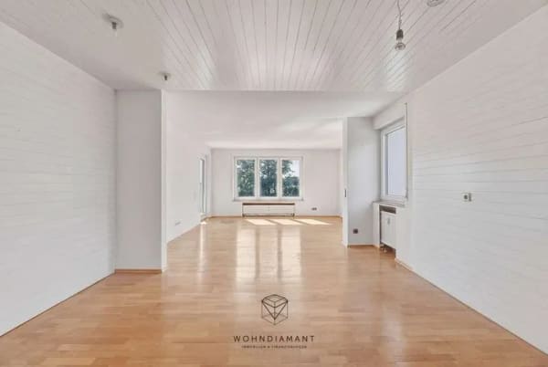Immobilie in Altbach - Helle 3,5-Zimmer-Wohnung mit Balkon, Garage & viel Potenzial💛 - Bild 1