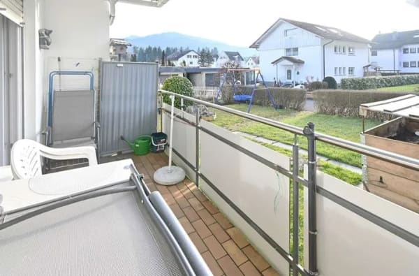 Immobilie in Elzach - Kapitalanlage mit Perspektive: Gepflegtes 3-Familienhaus, eine Wohnung bezugsfrei - Bild 1