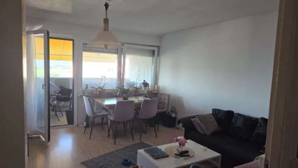 Immobilie in Ditzingen - 3,5 Zimmer-Wohnung mit 2 Balkonen und KFZ-Stellplatz - Bild 0
