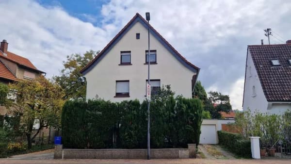 Immobilie in Eppelheim - Dreifamilienhaus in zentraler Lage von Eppelheim - Kapitalanlage oder Eigennutzung - Bild 0