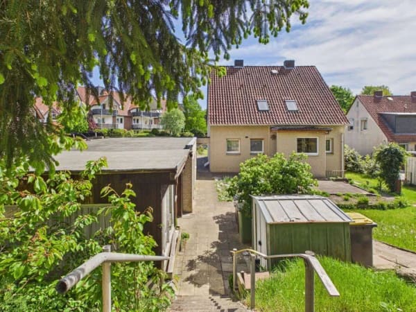 Immobilie in Bad Fallingbostel - 1-2 Familienhaus mit Doppelgarage  & XL Grundstück - Bild 1