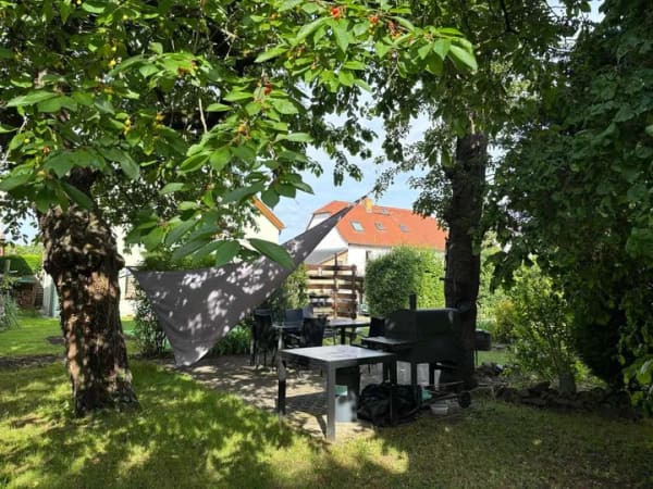 Immobilie in Naunhof - Wohnhaus mit großem Grundstück in zentraler Wohnlage !! - Bild 0