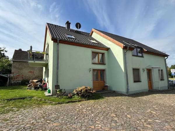 Immobilie in Naunhof - Wohnhaus mit großem Grundstück in zentraler Wohnlage !! - Bild 1