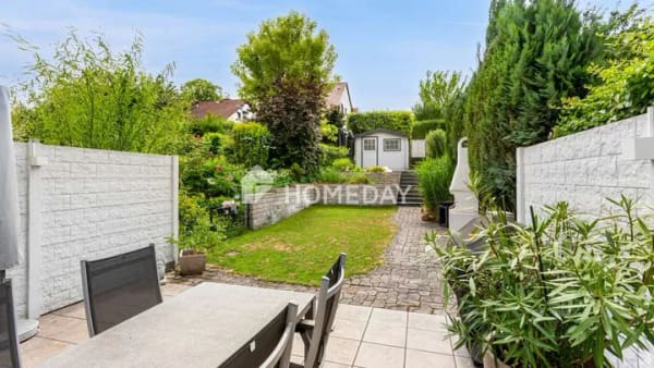 Immobilie in Essenheim - Modernisiertes Reihenmittelhaus mit 6 Zimmern, Garten, Terrasse, Garage und viel Platz in Essenheim - Bild 0