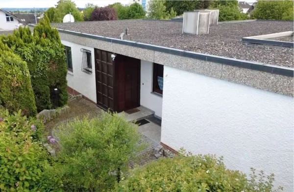 Immobilie in Niederstotzingen - Großzügiger Bungalow in begehrter Wohnlage - Bild 1