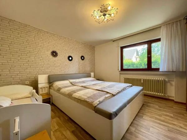 Immobilie in Welzheim - Gepflegtes Dreifamilienhaus in Welzheim zu verkaufen. - Bild 1