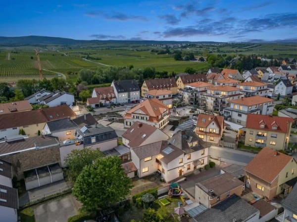 Immobilie in Freinsheim - EXKLUSIVES WOHN- UND GESCHÄFTSHAUS IN FREINSHEIM - Bild 1