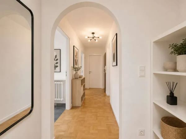Immobilie in Bad Wiessee - Wohnen mit Urlaubsflair – Dachgeschosswohnung mit Wintergarten, Pool & Sauna - Bild 3